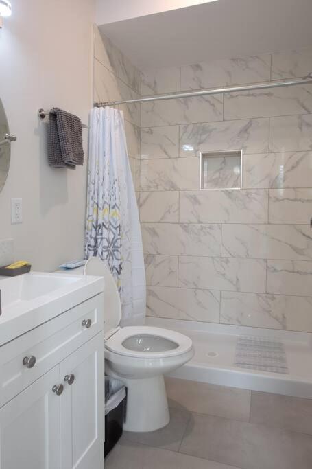 Comfy Studio With Cali King Size Mattress San Diego Exterior foto